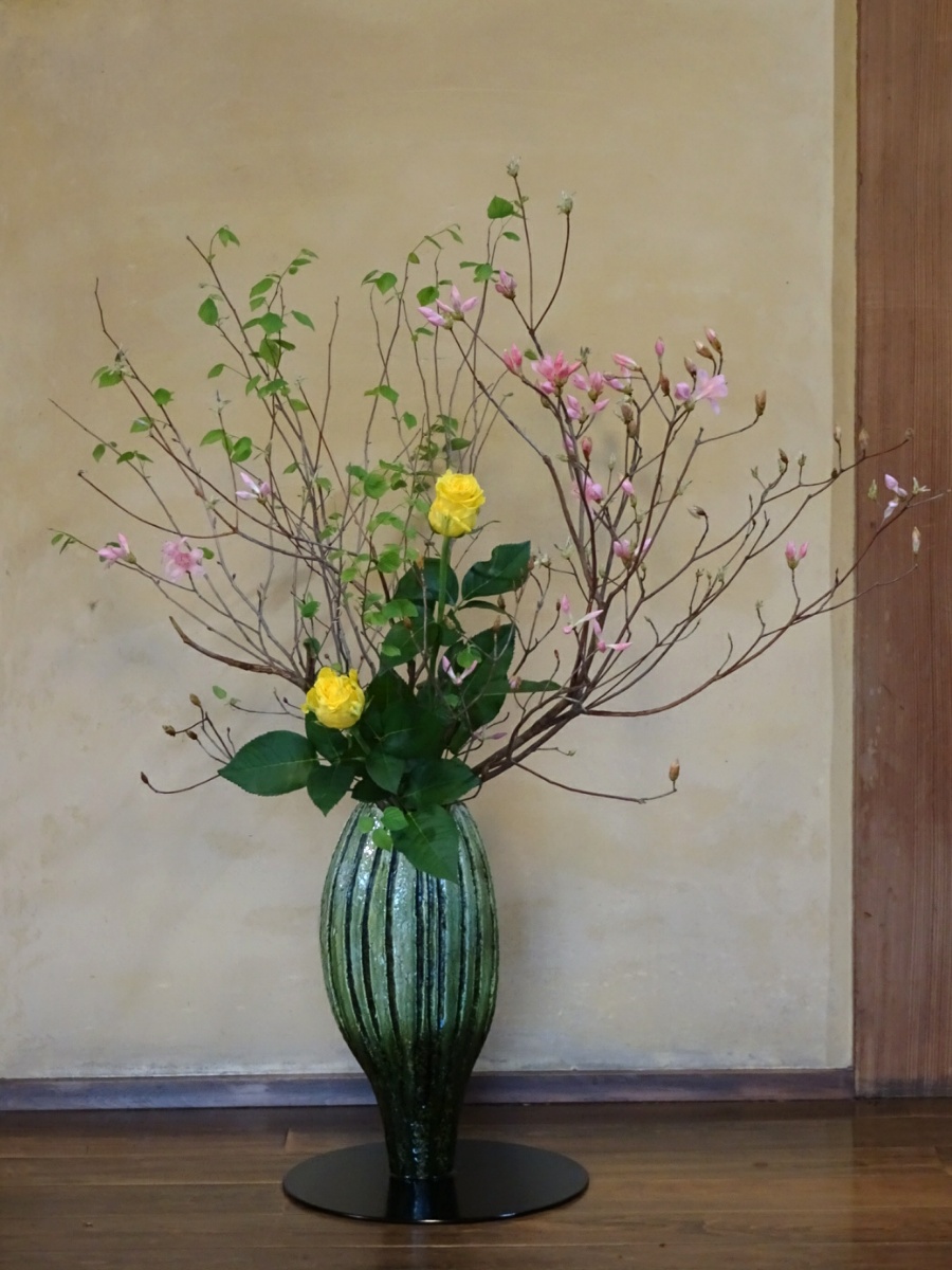 三葉ツツジ いけばな 鹿児島市 川邉佳乃